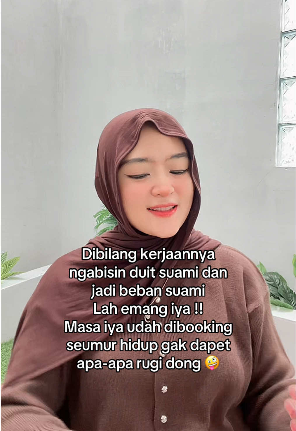 Ya kali gak dapet apa2 rugi dong , ya ga?