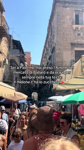 Il melone c’ha lo zucchero! 🍉🍭#ballaropalermo #ballaro #palermo 