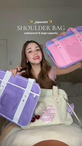 The BEST large capacity and sturdy bag! 🙌🏻 fits laptop, folders, envelopes, with lots of compartments pa! 🥰 #bags #itabag #shoulderbag #filesbag #laptopbag 