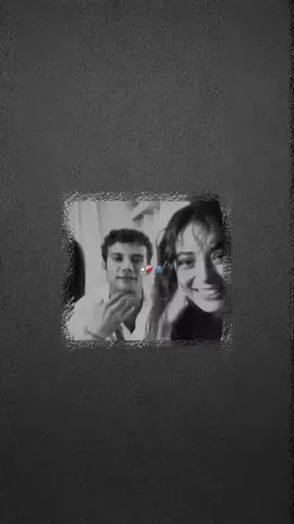 #عطوني_عبارات_حب🥺❤🖇 #ذوقي_أنا_👌🏻 #مالي_خلق_احط_هاشتاقات #تصميم_فيديوهات🎶🎤🎬 #fypシ゚ 