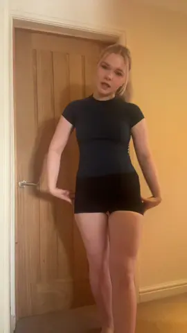 i lowk hate this but i need to post🤧 anyways i have legs now #fyp #gym #GymTok #legday #2009 