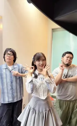 え？なんか知らない振り付けが沢山見える気がする🤔🤔笑 #Oh_my_pumpkin！ #akb48  #小栗有以 #令和ロマン　さん