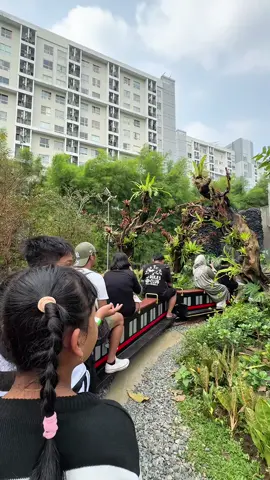 Wahana baru di Serpong!✨️ Untuk video lengkapnya ada di postingan seletah ini ya! Follow @jalanjalanwithkidos for more details 🌳🌿 Klik Tag Lokasi harga lebih murah loh! #sqppark #tamanjakarta #tamanwisatajakarta #tamanwisatadiserpong #wisataserpong   