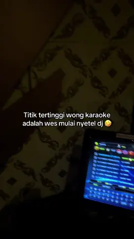 wong karaoke lek wes ngene biasane lapo hayo? 🤣🤣🤣  Informasi lebih lanjut / reservasi :  📲 ‪+62 881‑0802‑84550‬  #karaoke #trend #dj #wonderlandjuanda #sidoarjo 