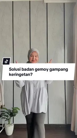 Pake bahan adem dan nyerep keringet adalah kewajiban yak 🤗 on model bb 77kg 160cm pakai yg allsize📌