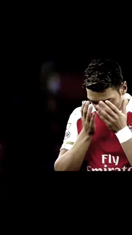 ozil ဖန်တွေရှိသေးလား♥️🤍 #fyp #မေ့နေကြပြီလားဟင် #ဘောလုံးကစားနည်းကိုချစ်မြတ်နိူးသူ #အိုဇေးကိုမေ့တောင်မေ့နေကြပြီ #ozil 