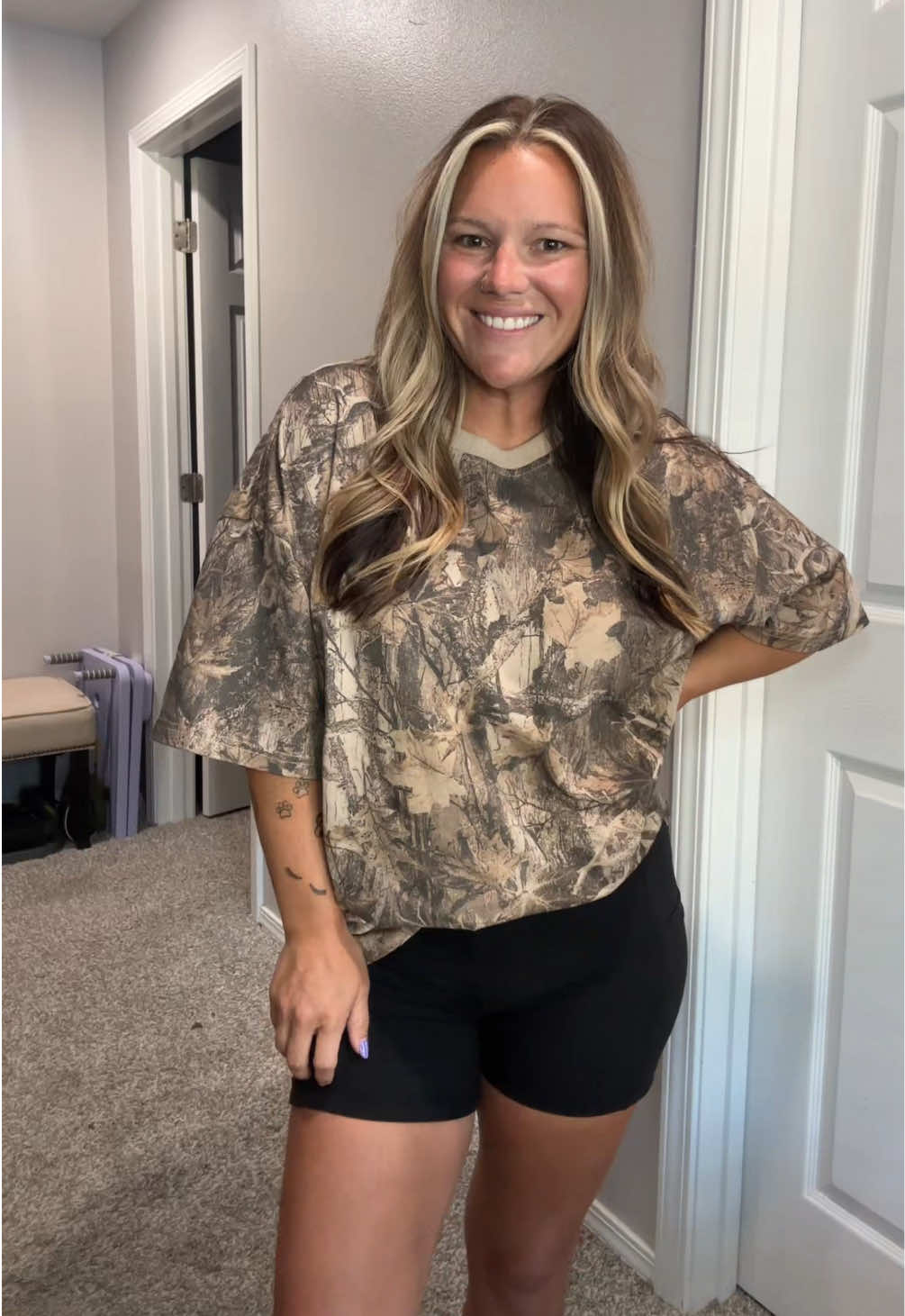 My favorite camo @Comfrt  has dropped! #comfrt #comfrtcamo #trendy #camo #oversizedtee 