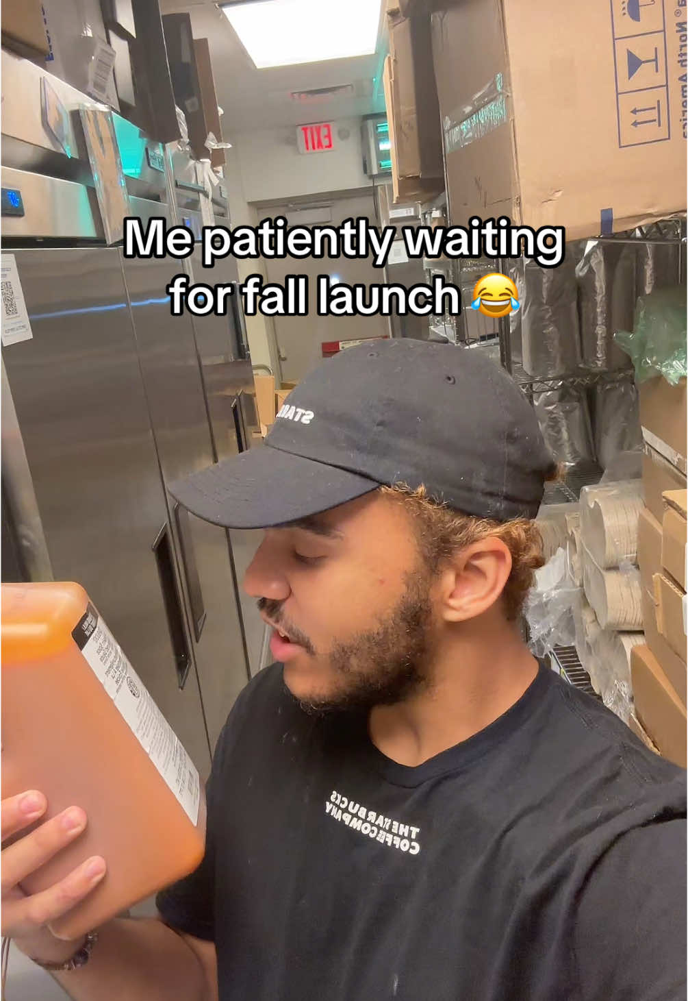 They won’t let us open it yet ugh ☹️ #starbucks #barista #psl #pumpkinspicelatte #fall 