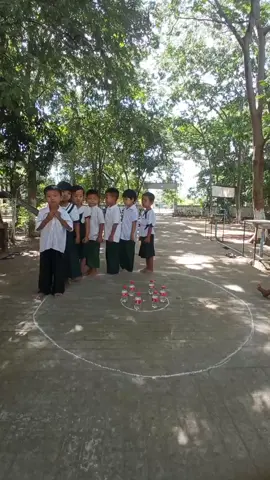 KG လေးတွေပျော်စေဖို့