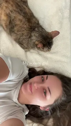 She’s only as big as my head 🥹 my little baby angew #morningroutine #kitty #catsoftiktok 