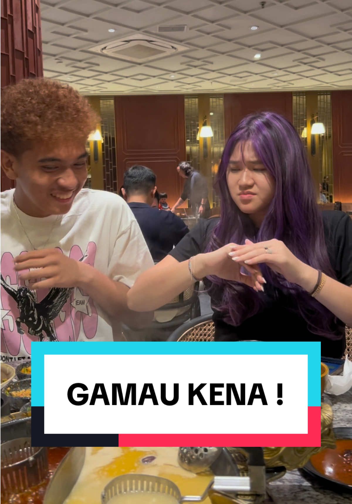 Gamau sakit sendiri memang.. #dellaseptt #comedy #funny #fun #trend 