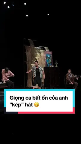 Giọng ca bất ổn của anh 