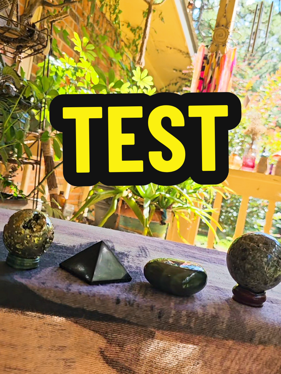 #intuition #thirdeye #practice #crystals  tap for insight 👇👇👇 🖤 Shungite 🖤 Absorbant Earth Chakra opens and purifies all Chakras! ✨️ EMF Protection. Imunity. Deep Healing. Vulnerable. Safe connections. Safe spaces. Utilize during mirror gazing.