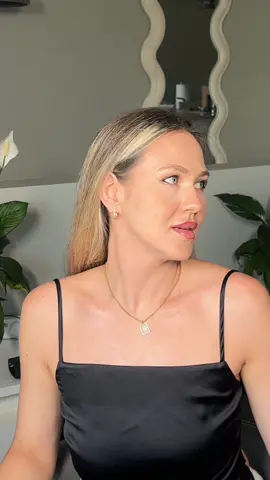 💖 Get Ready With Me — Full @Huda Beauty Glam 💖 Today I’m going all in with my Huda Beauty favorites — the perfect combo for a flawless, long-lasting look ✨ ✨ Primer – The ultimate smooth canvas. This grips makeup so it stays put all day, while blurring pores and fine lines for that airbrushed finish. ✨ Loose Powder – Ultra-light and silky, it locks everything in place without feeling heavy. I love how it blurs and brightens my under-eye area instantly. ✨ Setting Spray – My go-to for sealing the deal. It melts all the layers together, keeps makeup transfer-proof, and gives that fresh-from-the-chair glow. ✨ Lip Gloss – High-shine, non-sticky perfection. Moisturizing, plumping, and makes any look instantly more glam. With these four heroes, my makeup doesn’t just look flawless — it lasts. Huda Beauty really knows how to bring pro-level performance to everyday glam. 💋 #HudaBeauty #GetReadyWithMe #MakeupRoutine #FlawlessBase #GlamThatLasts   