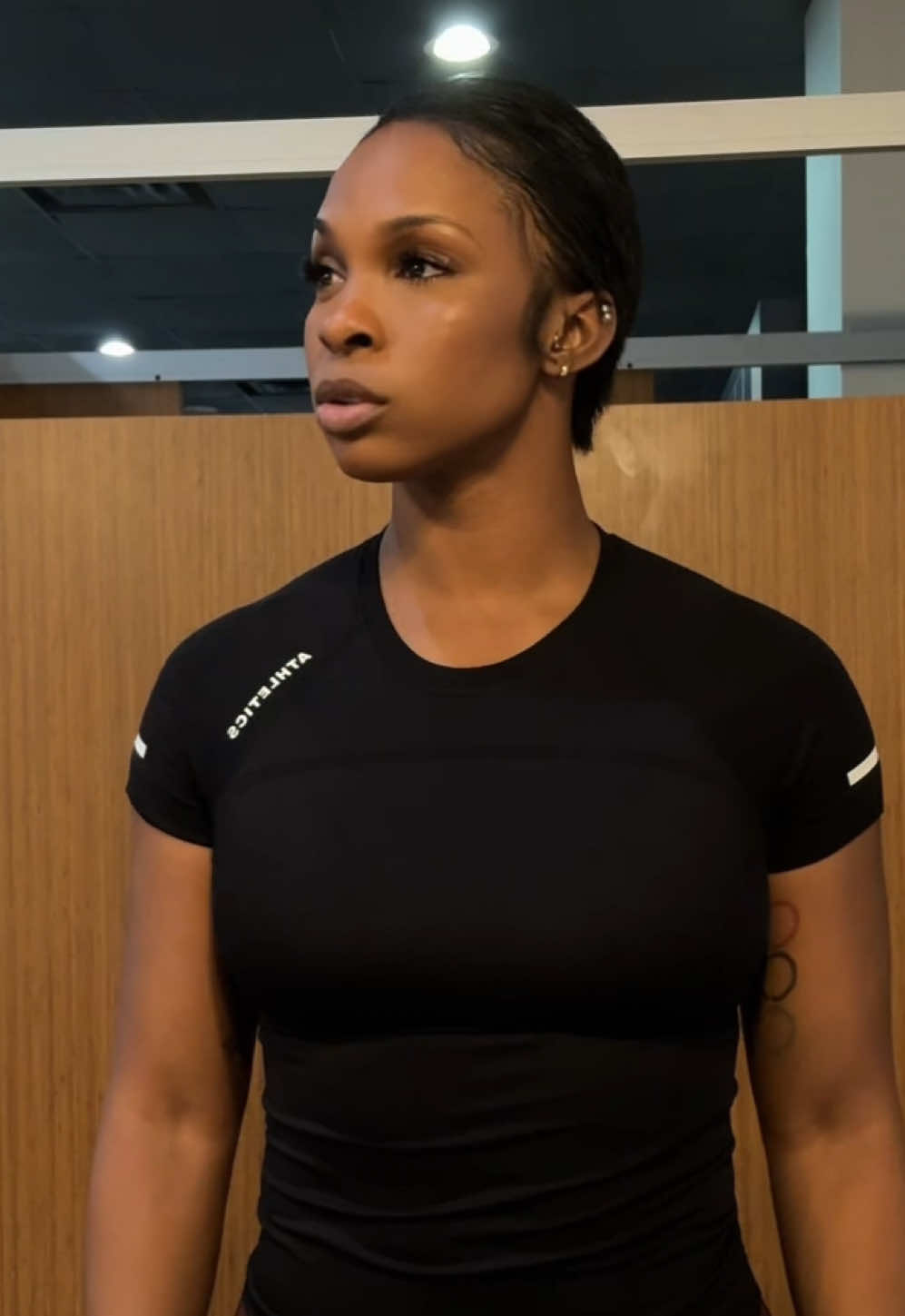I love these light weight Athletics compression shirts for the gym #compressionshirt #shirt #shirts #gymshirt #gymshirts