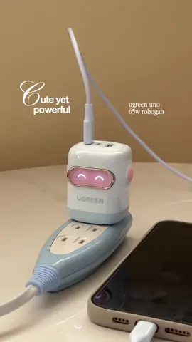 Ang cute! 🤖 This is the 65W Uno RoboGaN Fast Charger from @UgreenOfficialShop 👌🏼✨
