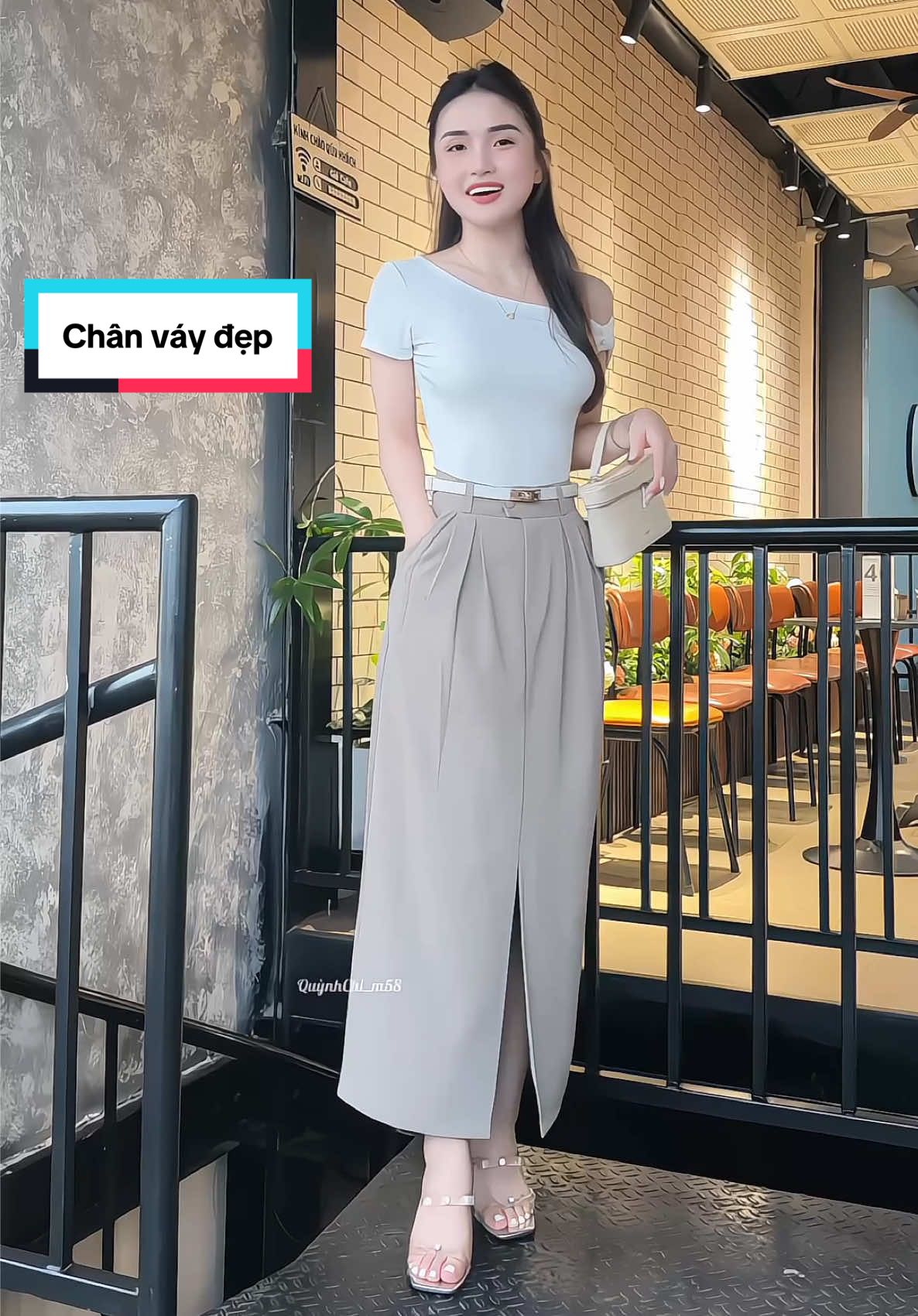 Chân váy dài dáng suông nhẹ cạp cao tôn dáng che khuyết điểm tốt #chanvaydai #chanvaysuongdai #chanvaycongso #chanvaybutchi #phoidoxinh 