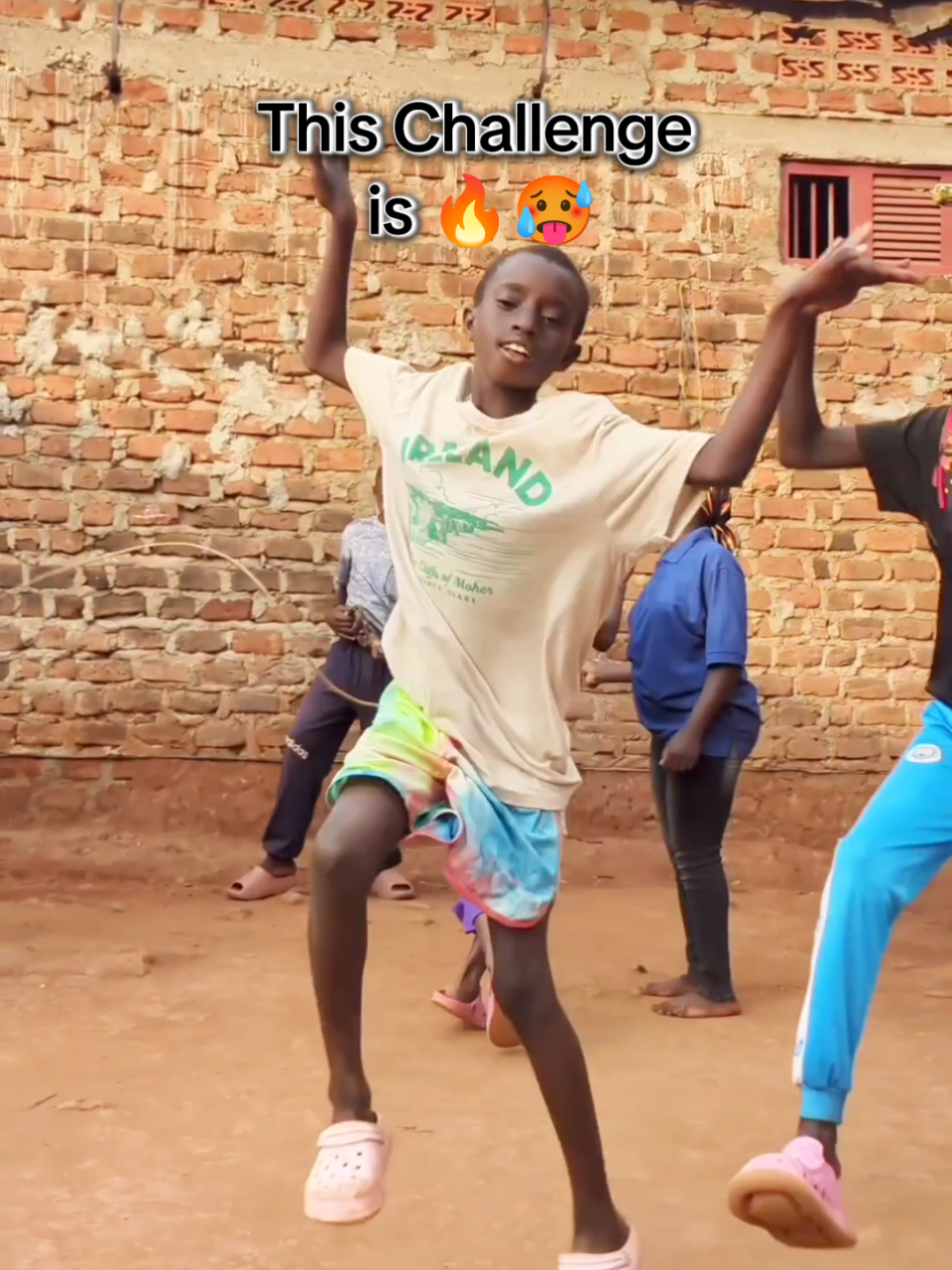 O Nketsang? 💃💃💃#kibulikids  Cc.@Mc Bethu🎤🙏🏽🕊❤ #foryou #goviral #mapiano #southafrica 🇿🇦#fyp #onketsang #bashaceo #trendingvideo #kidsdance 