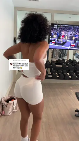 Replying to @Keyla.Arellano I’ll let you be the judge because I’m delusional asf lol  #gymfits #twopieceset 