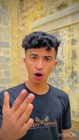 Unfreez my account 😭🥺#pleaseunfreezmyaccunt😭🙏 #foryoupage #foryoupage#varilvideo 