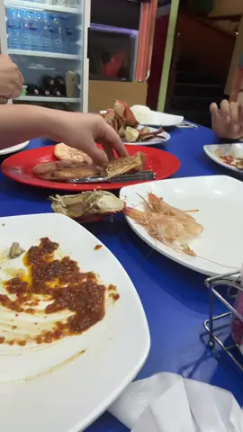 Besok sarapan apa ne?????????