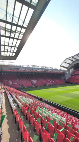 We’re back. 🏡 #LiverpoolFC #LFC #anfield 