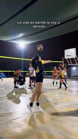 🏐💪 En Deportivo Miguel Grau entrenamos sin descanso, porque la pasión no se detiene. #DeportivoMiguelGrau #EntrenoVoley #NoParamos #GranEquipo#fy