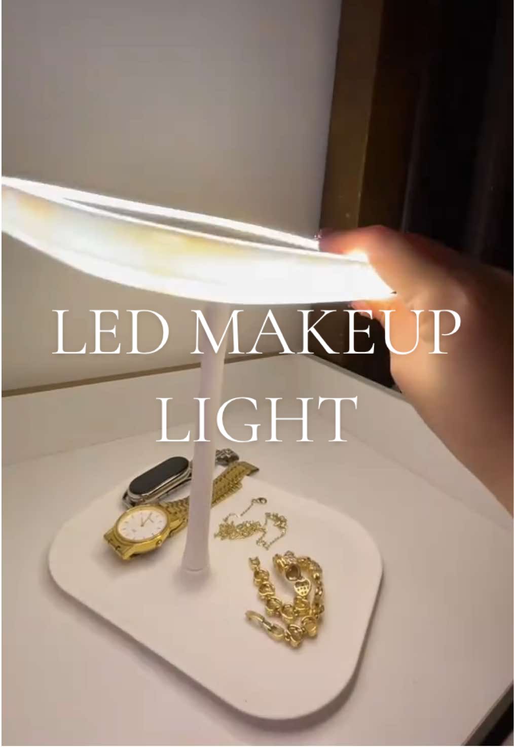 LED Mirror Makeup with organizer with 3 colors 😍 #ledlights #mirror #fyp #budolfinds #creatorsearchinsights 