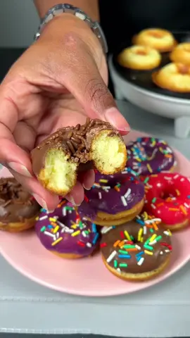 Descobri essa Máquina de donuts  Agora só faço assim , fácil e rápido  #tiktok #tiktokshop #viraltiktok #receita #donuts 