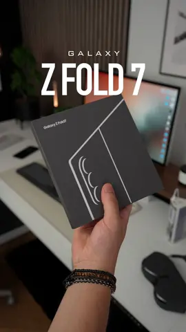 Just unboxed the brand new Samsung Galaxy Z Fold 7 in Jetblack… and WOW🤯 This might be the coolest piece of tech I’ve had in the studio all year. The design, the feel, the hinge… everything screams premium. Can’t wait to put my sim in and see how it performs in day-to-day life. Full thoughts & long-term review coming soon! #galaxyzfold7 #samsungzfold7  #techunboxing  #foldablephone #techtok 