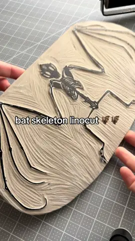 #linocut #printmaking #blockprinting #arttok #printmaker 
