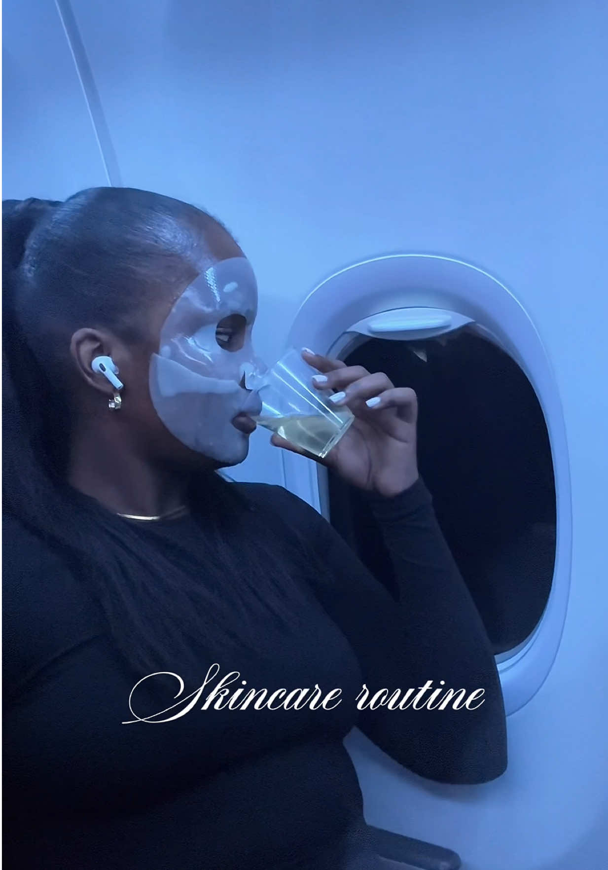 Huge advocate for skincare on the plane ✈️🫧 @Caudalie @Kylie Skin @Glow Recipe @Abib Cosmetics @medicube global @COSRX Official  @Bath & Body Works #skincare #facemask #morningshed #glassskin #skincareroutines 
