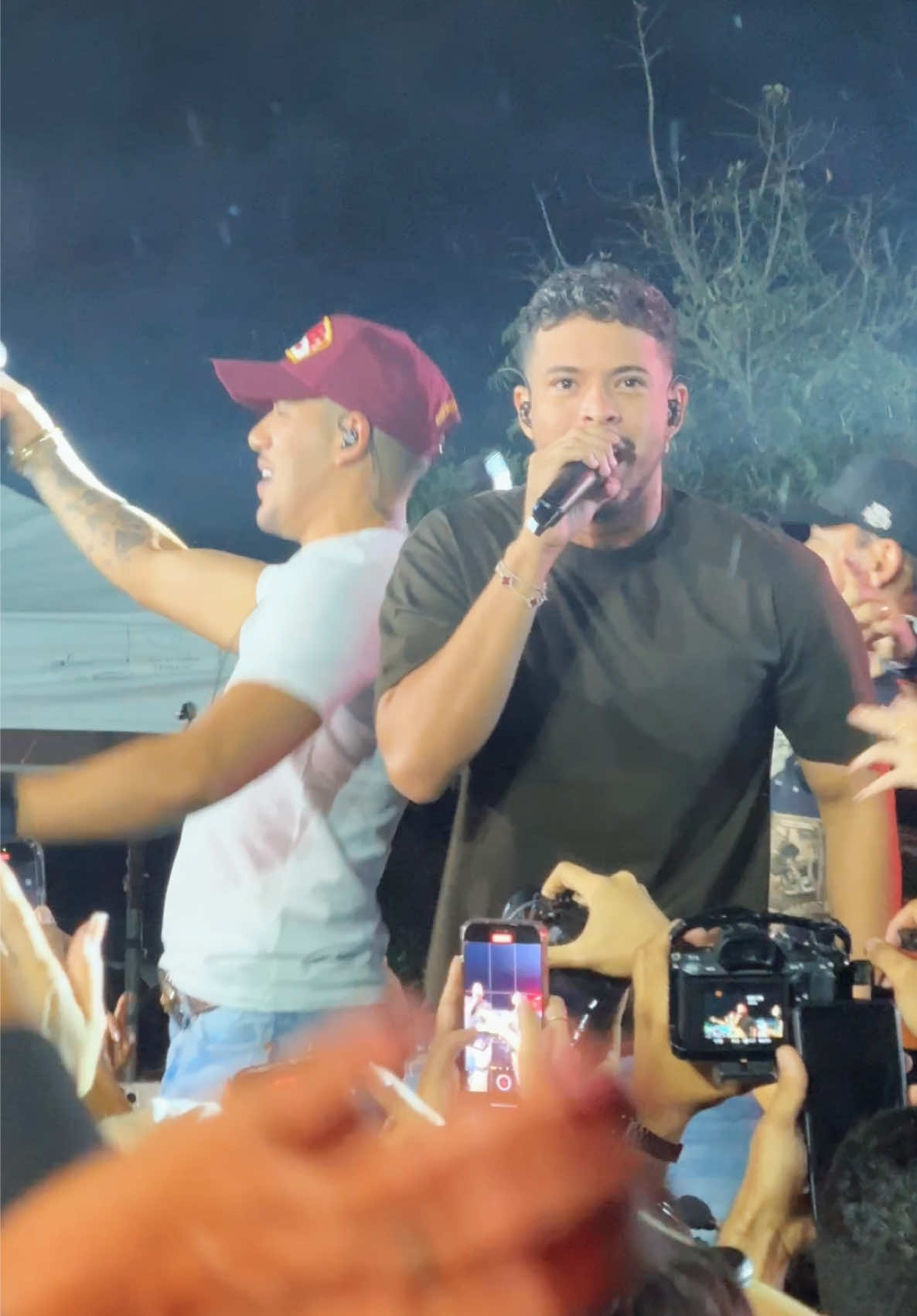 Muído de Vaquejada 🔥 @Felipe Amorim @Zé Vaqueiro  #bezerros #felipeamorim #muidodevaquejada #zevaqueiro #xandaviao