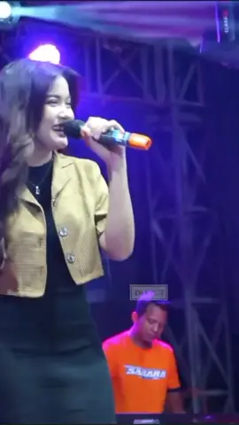NYEKSO BATIN // Dinda Teratu Ft. Apip #nyeksobatin #dindateratu #dangdut #fypage #dangdutan 