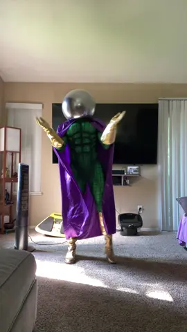 Gadzooks?! Only FIVE tags? Oh, the humanity..  ILLUSION!!!!  #fyp #birdbrain #teto #mysterio #marvelcosplay 