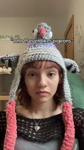 i wonder.... #pigeon #pigeons #petpigeon #pigeongirl #petbird 
