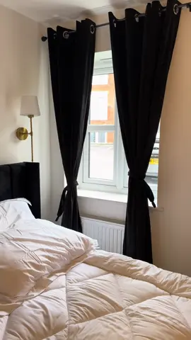 Stay cozy in winter and breezy in summer with this blackout curtains! 🌡️✨ #curtains #blackoutcurtain #bedroomessential #tiktokshop #london 