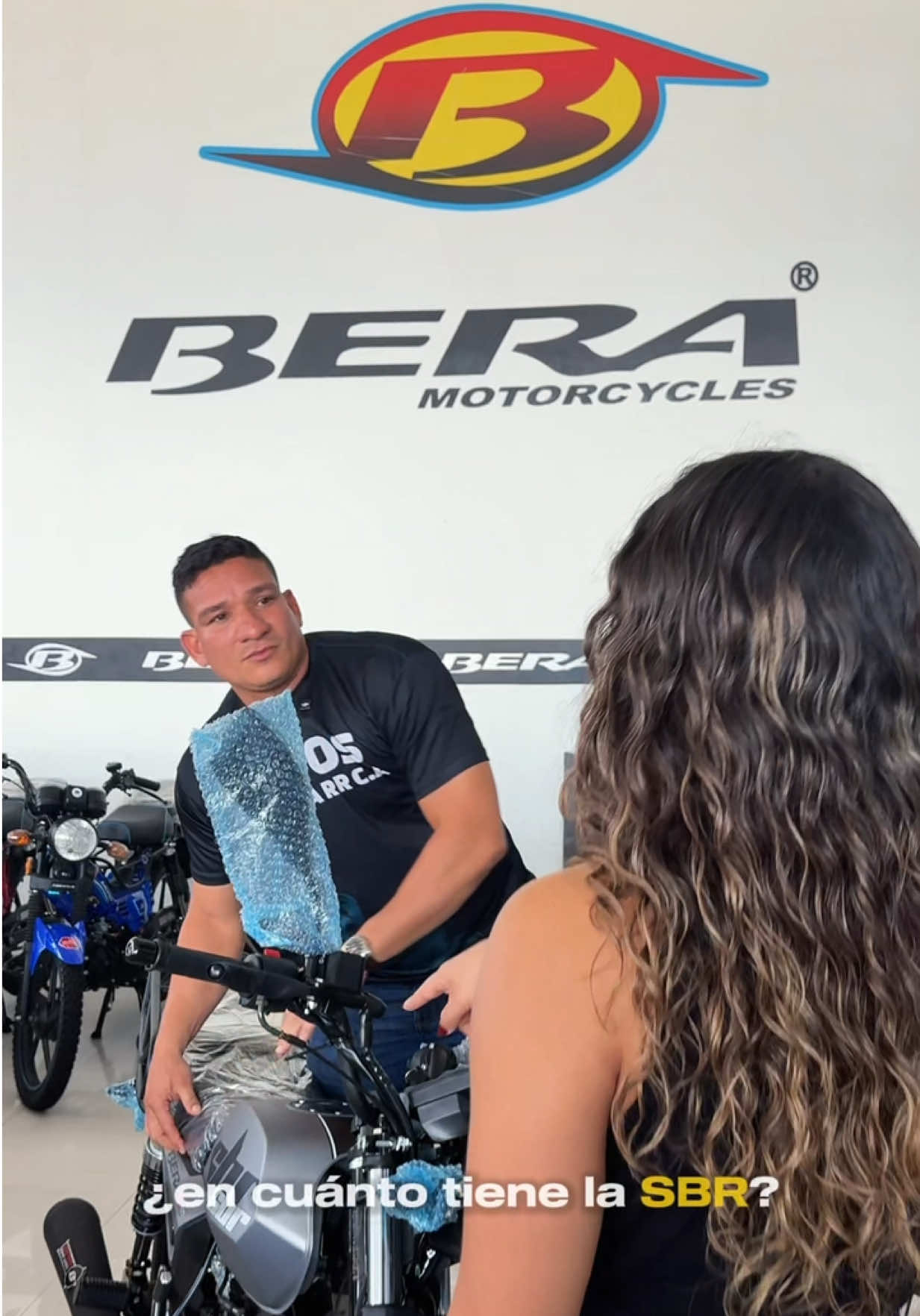 ¡Cosas que pasan en Motos Bera Puerto Ordaz!😂 Déjanos en los comentarios que es lo más loco que te han dicho o respondido en un local👀.. 
