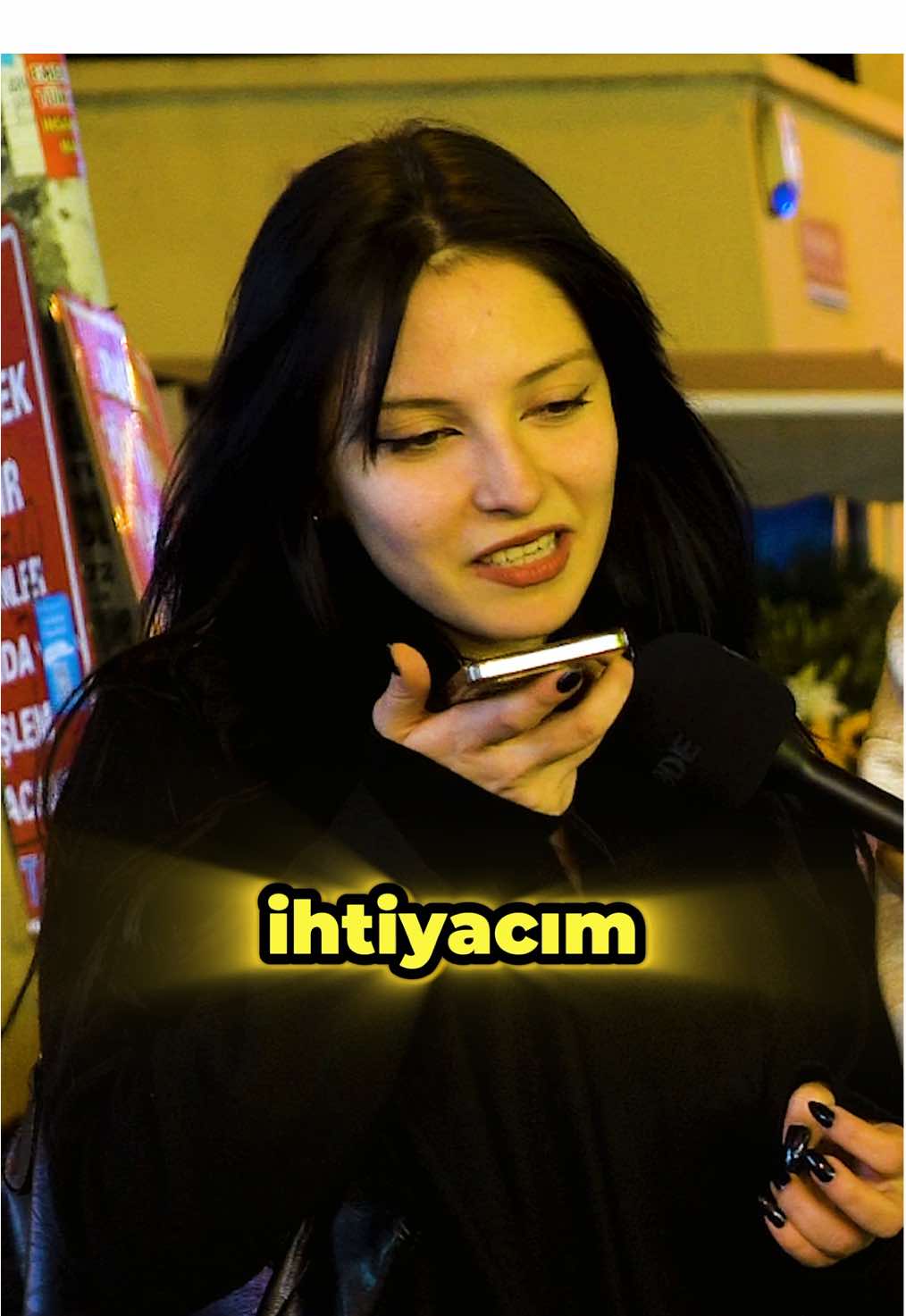 Bu röportajım yürekleri dağladı.. ( kız ağladı) #viralvideo #viraltiktok #sokakröportajı 