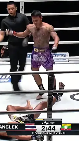 เหงื่อไม่ทันออก🔥#กิ่งซางเล็ก #thantzin #onechampionship #onelumpinee #fypシ゚ 
