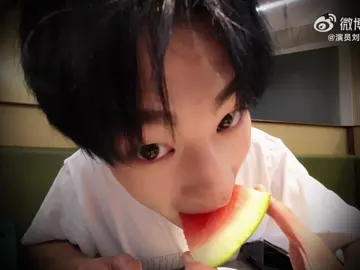 típ tục series Liu Jun mukbang🥘🍢 #liujun #luutuan #mukbang #gianggiao #camnguyetnhuca 