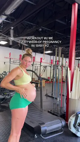 I made a promise to myself before getting pregnant with our 2nd baby that I would stay consistent.. showing up, loving my body at least once a week. And after 9 hard and long months, I can say that I kept that promise to myself!!! The 1st clip was taken a week before we found out I was pregnant and the last clip was taken about a week before I gave birth! Thank you guys for always supporting me and being there throughout my pregnancy journey. Here’s to bouncing forward, not bouncing back(; in my postpartum fitness journey! 💪🏼 #pregnant #pregnancy #pregnancyworkout #crossfit #9monthspregnant 