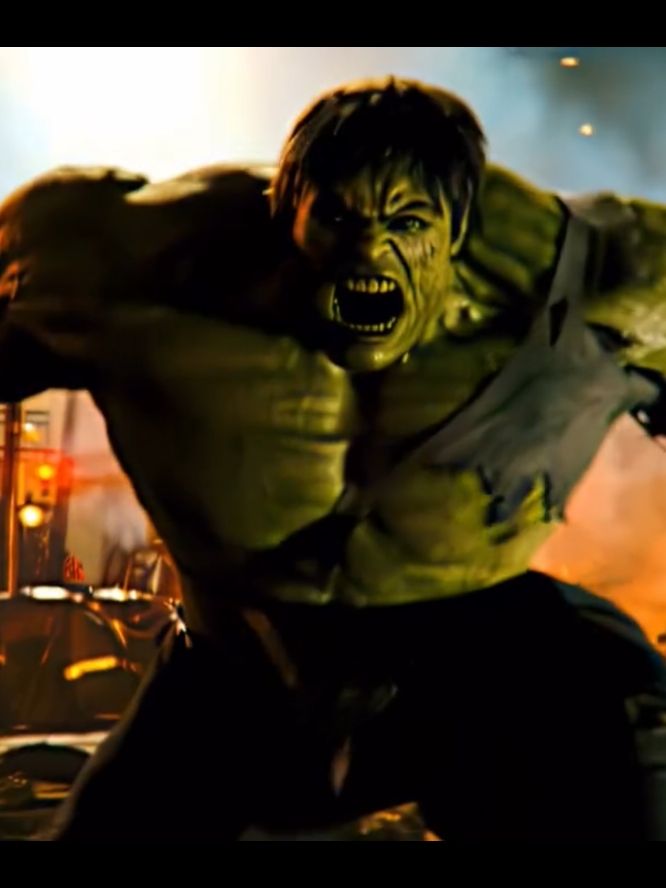 #hulk #hulksmash #hulkdoctorstangewhatif #hulkfight 