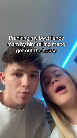 Can’t believe she tried to kick him out instead of me😂 #fyp #ellisandmads #pranksvideos #viral #prankvideo 