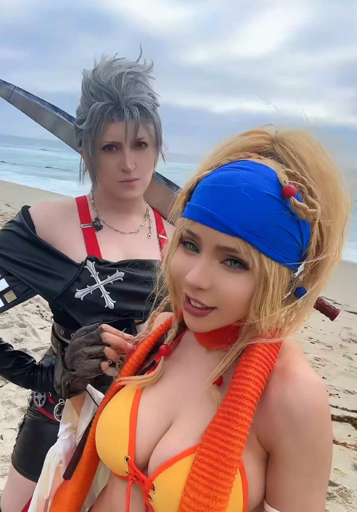 Looking for our last gullwing~  Paine @Vamplette  #finalfantasy #finalfantasyx2 #finalfantasy10 #squareenix #finalfantasycosplay #fyp #cosplay #ffx2 #finalfantasyx2 #paine #rikku #rikkucosplay #painecosplay #ffx2cosplay 