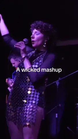 Wicked + Freddie ?!?!?! It was an accident #wicked #freddiemercury #showgirl #mashup #vocalists 