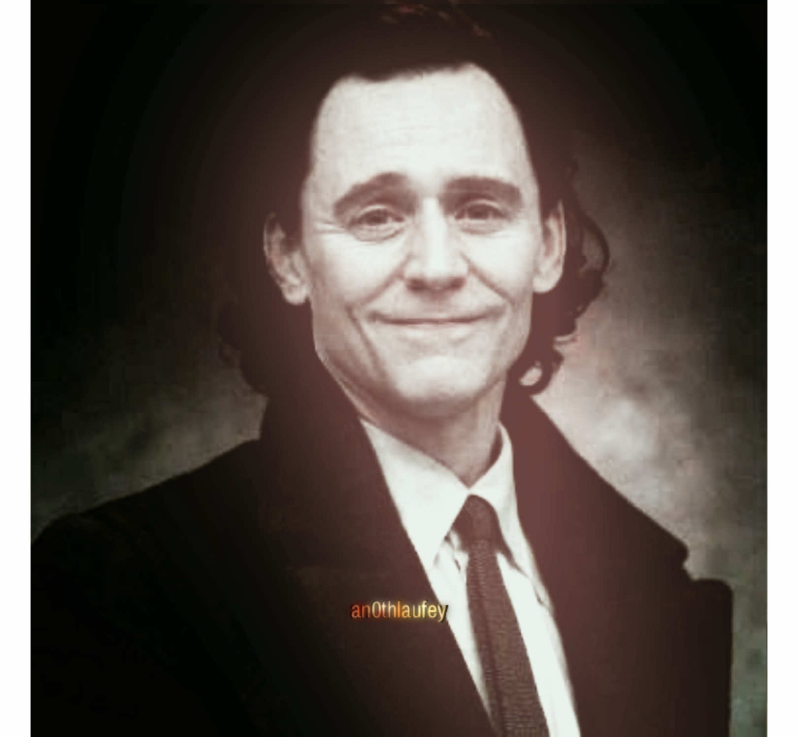 i kissed the brick btw<33 ac: @bzvel  #fyp #loki #tomhiddleston #marvelstudios #viral 