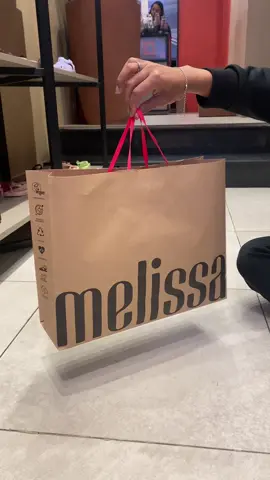 R$ 199,90 até 6x sem juros! 🤩✨🥰 #melissafreecross #melissastripesplatform #melissafreeslip #melissalayla #reels 
