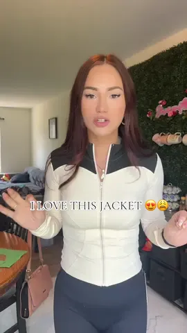@BloomingJelly_Official PLEASE STOP BEING SO AMAZING I CANNOOOOOTTT 😍😍😍😍❤️❤️🫶🏽🫶🏽🫶🏽 this sports jacket is literally nuts it’s so pretty  #BMJLSport #sportsjacket #athleticjacket #creamcolor #fallfashion 