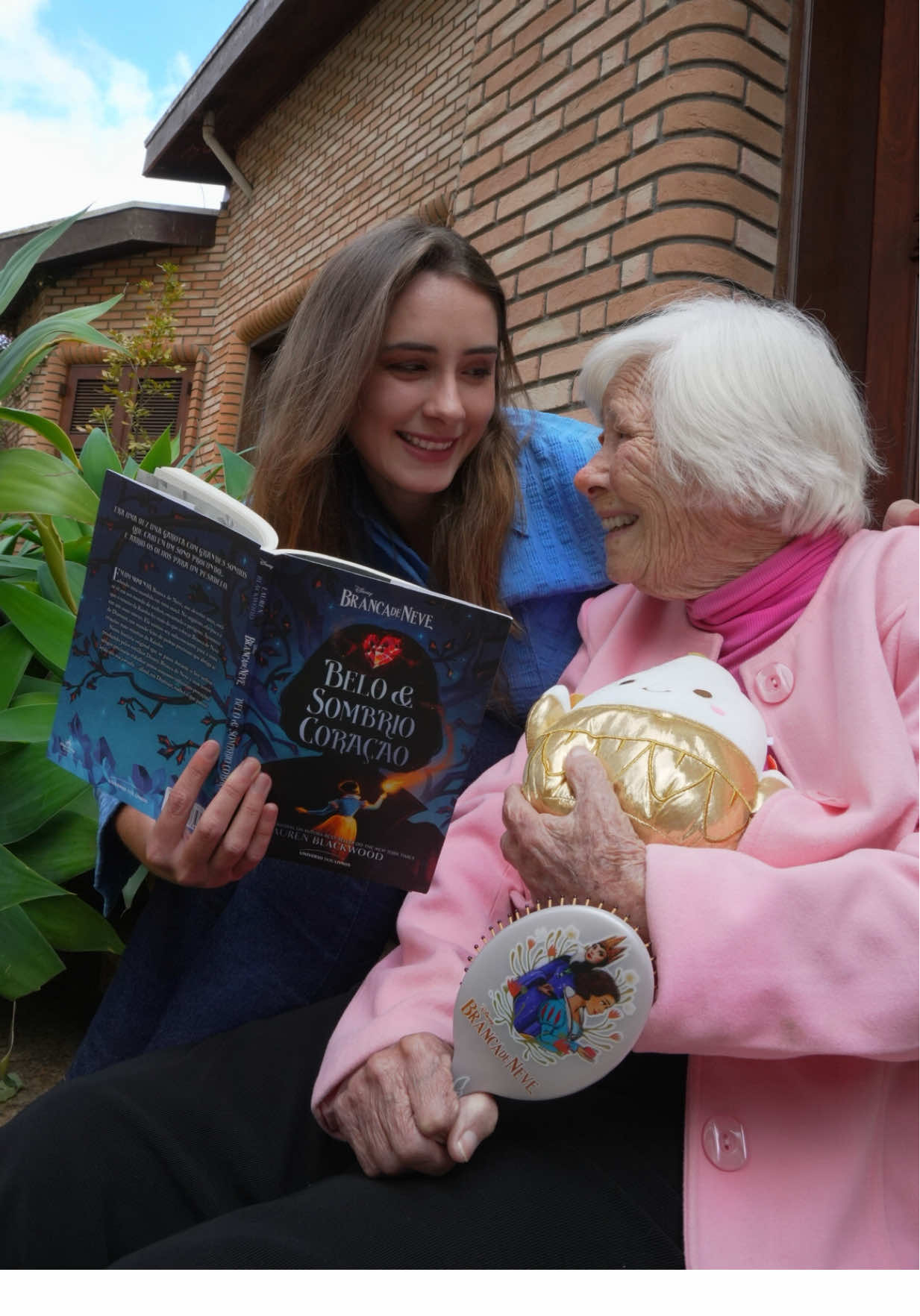 No TikTok pode ir com a legenda: #CrieSeuMundo com Disney Princesa, um mundo onde o cuidado transforma o tempo em amor. Confirma os produtos #DisneyBr em https://lista.mercadolivre.com.br/_Container_princesasdisney2025 #Publicidade 
